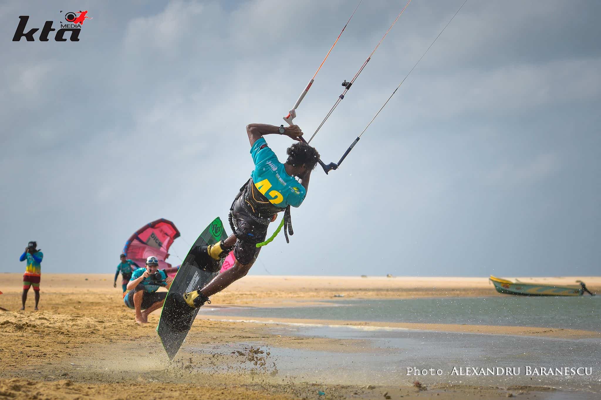 kitesurfing kalpitiya freestyle