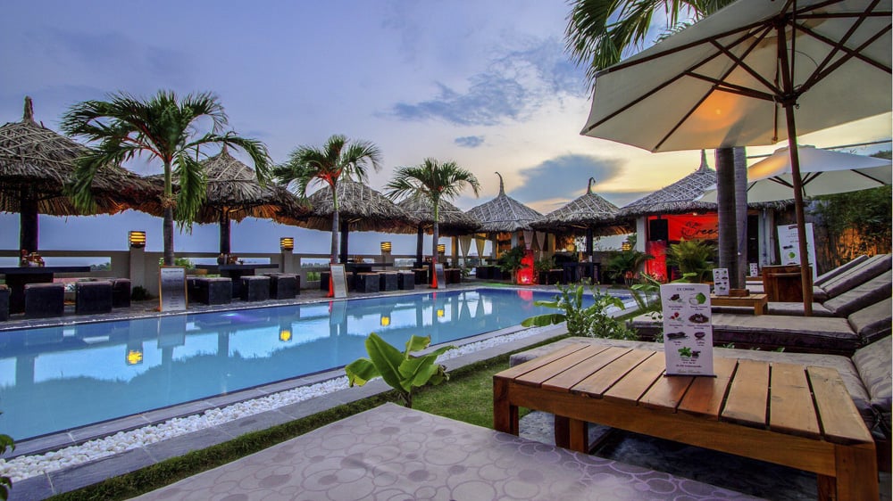 Swimming pool at Mui Ne Hills Resort, Mui Ne, Vietnam