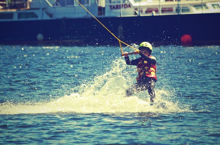 wie man Wakeboard Kitekabel