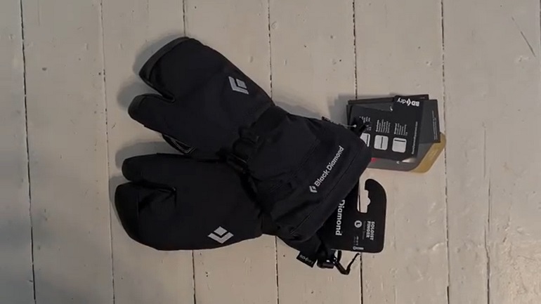 best snowboarding mittens