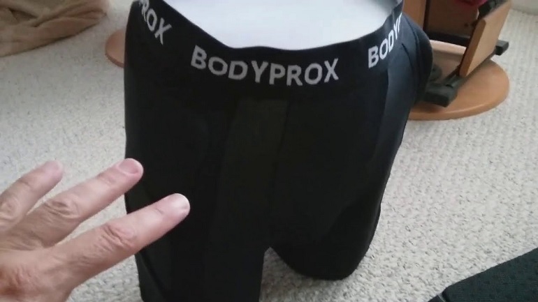 Bodyprox - Short de protection rembourré pour snowboard, skate et ski • Kyft