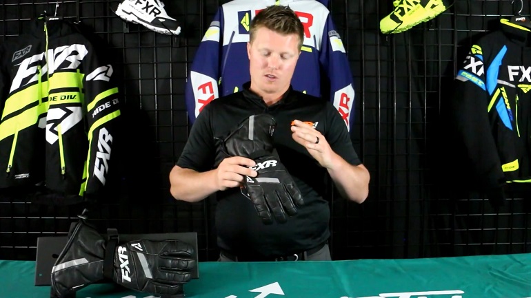 beste handschoenen voor sneeuwscooters