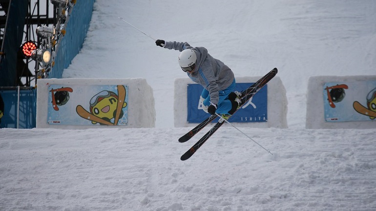 Quelle est la longueur du bâton de ski dont j'ai besoin ?