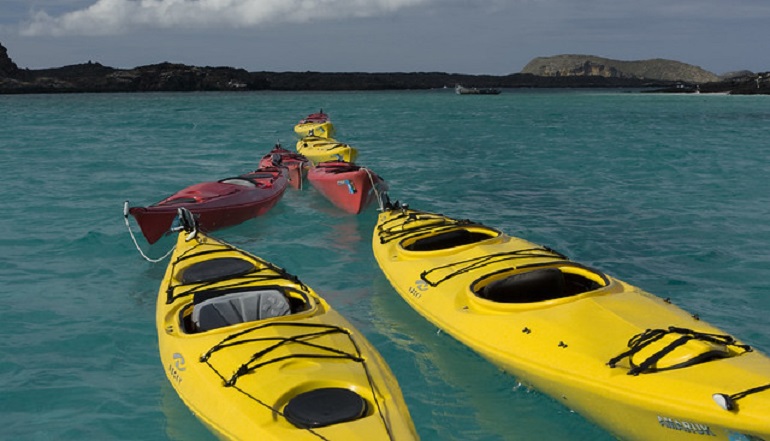 how to store kayak in garage