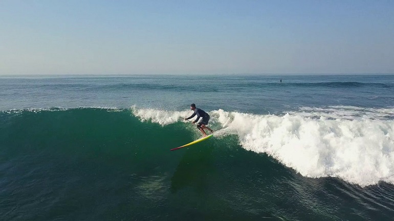 standing board water