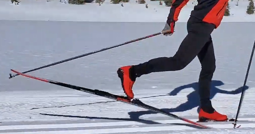 cross country skiing classic vs skating