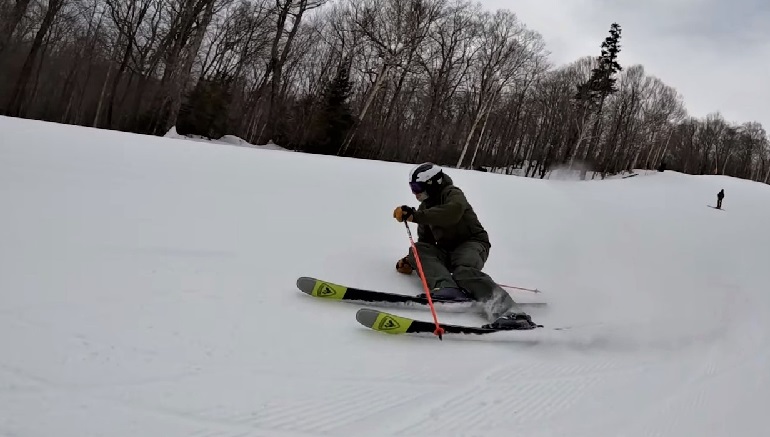 meilleur ski pour un skieur intermédiaire