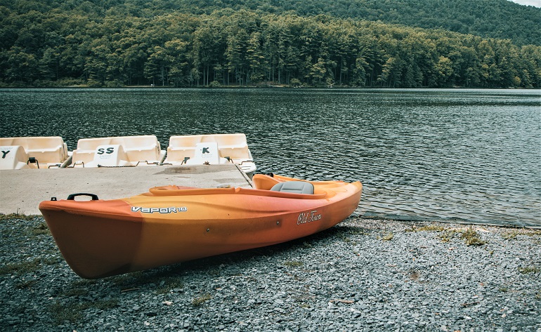 canoeing kayaking