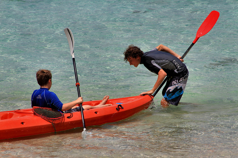 kayak assis contre kayak assis