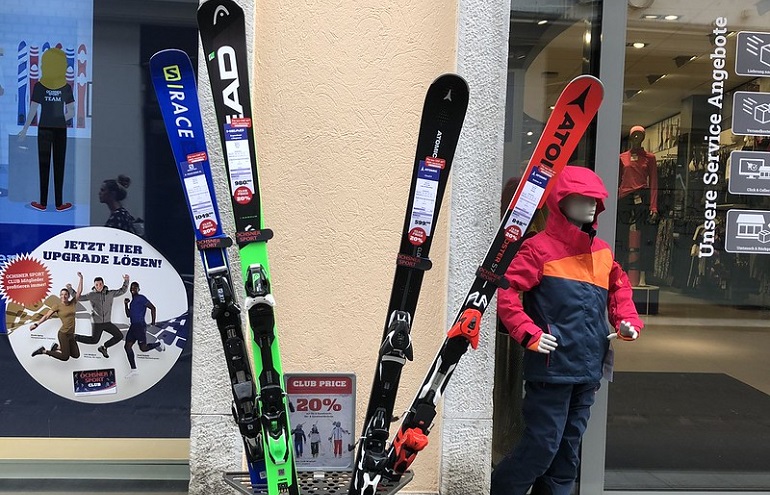 Combien coûtent les skis ?