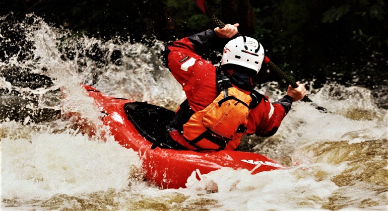 comment entrer dans un kayak