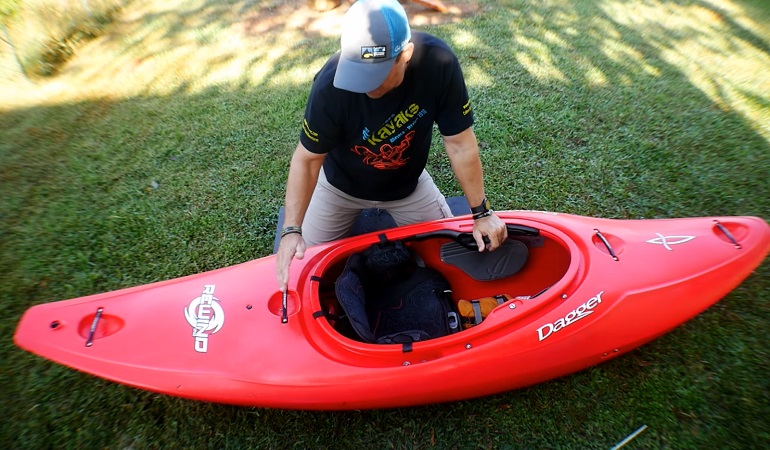 liste des marques de kayak