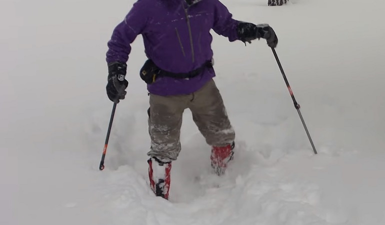  snowshoe outings on mountainous terrain