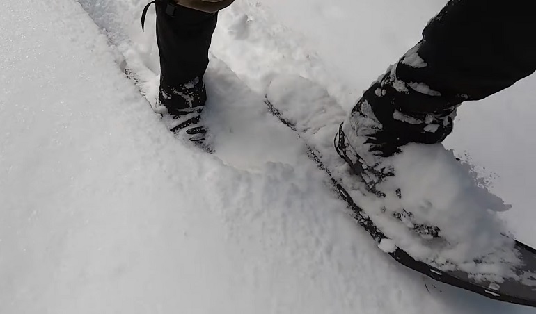 équipement pour raquettes à neige