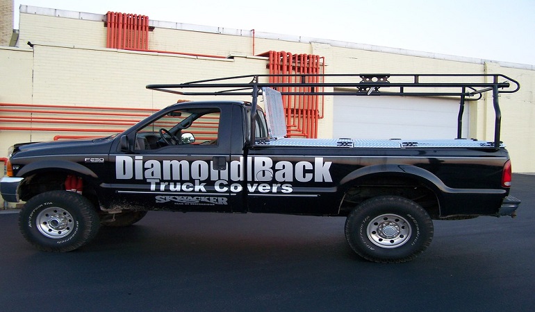 how to transport kayak in truck